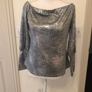 Silver metallic top